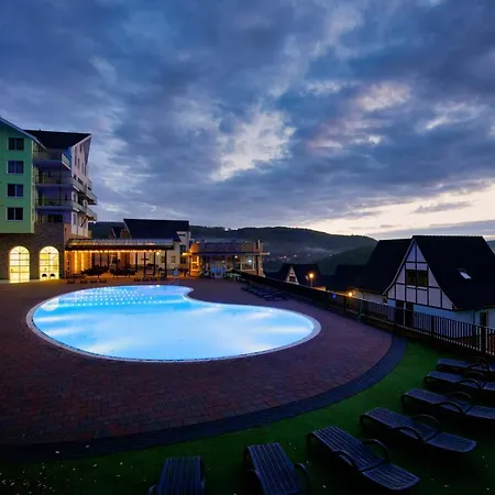 Semesteranläggning (resort) Dormio Eifeler Tor 4*