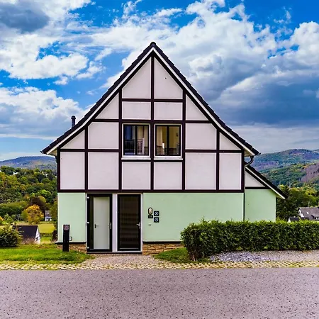 Dormio Eifeler Tor Ośrodek wypoczynkowy 4*