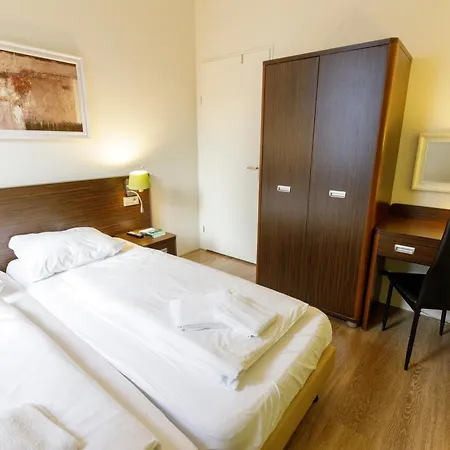 Dormio Eifeler Tor Resort 4*